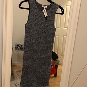 Wilfred Aritzia smocked body dress